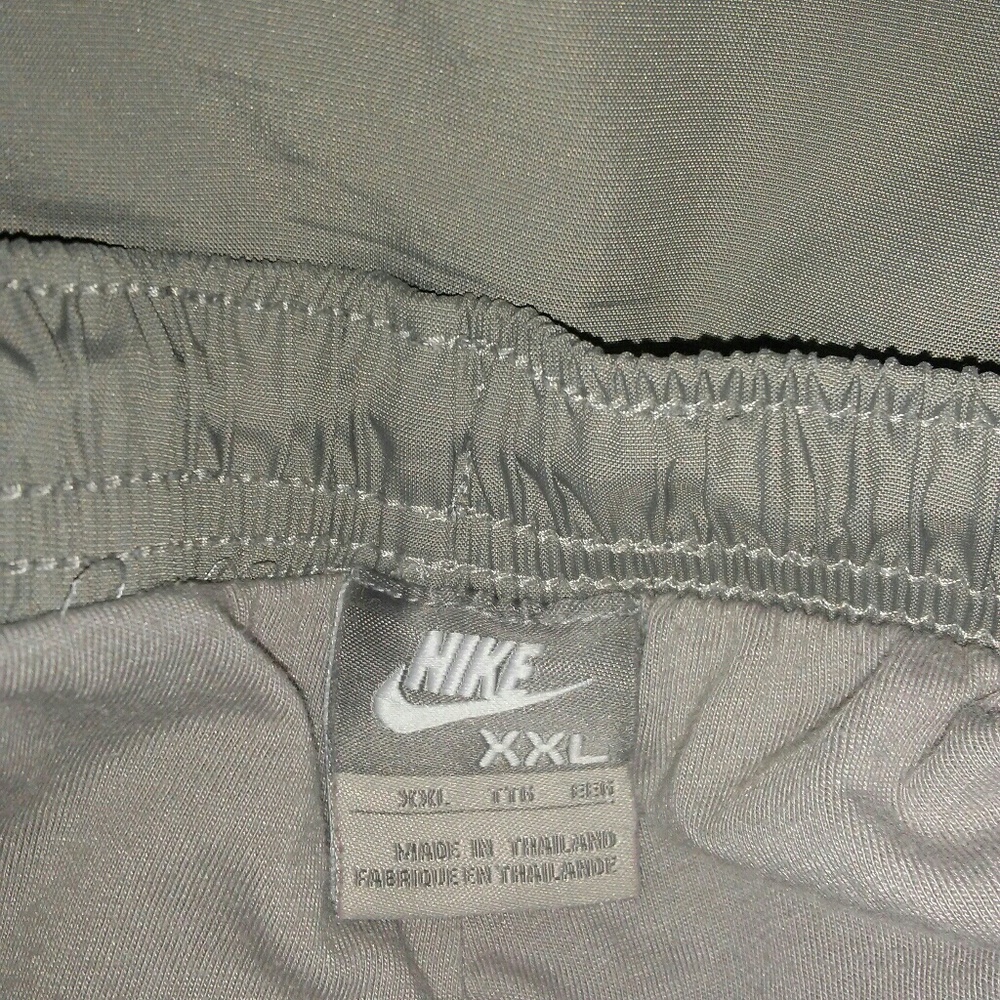 "SOLD..SOLD" Mens Nike athletic pants
